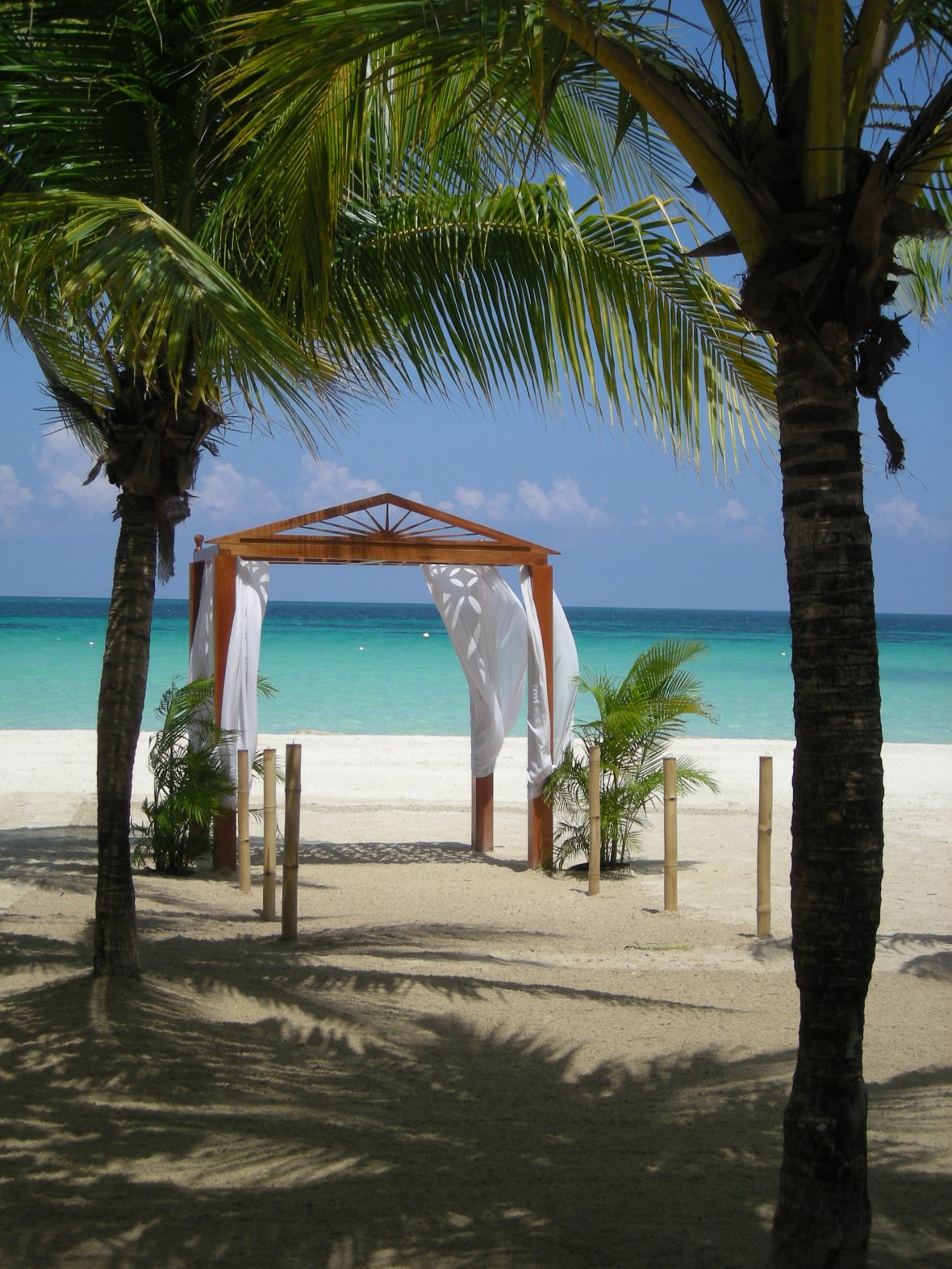 Beach wedding in Jamaica
